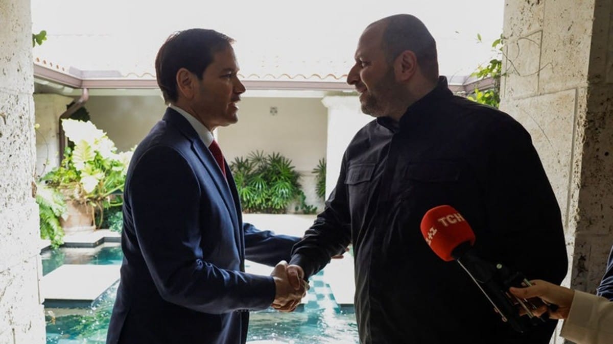 Reuters: Rokovania sa v nedeľu posunuli po zmene vedenia na ukrajinskej strane.